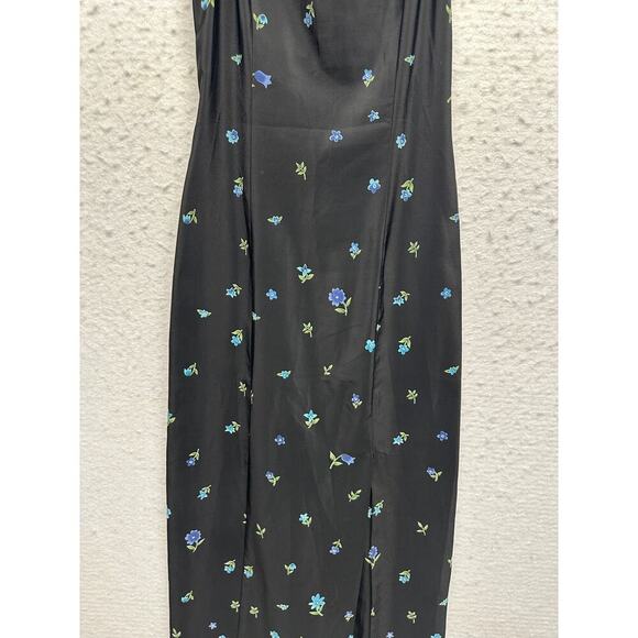Rampage Black and Blue Floral Midi Dress - Picture 4 of 11